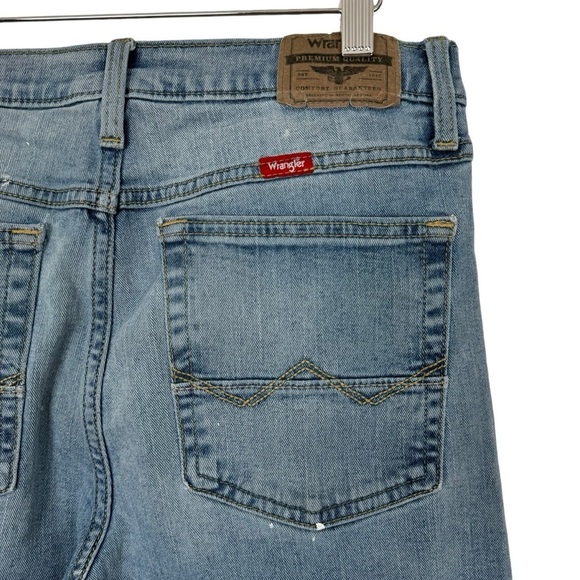 Wrangler Men's Distressed Painters Jeans Blue Straight Leg 30x32 Grunge Workwear - Picture 8 of 14